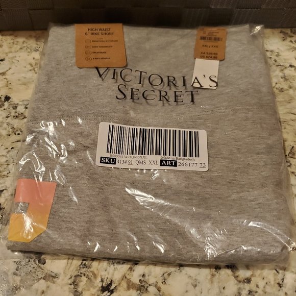 Victoria Secret PINK Bike Shorts & Shirt Set - Picture 6 of 14